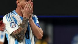 garro aviso que messi tiene que salir a pedir perdon en nombre de la seleccion argentina