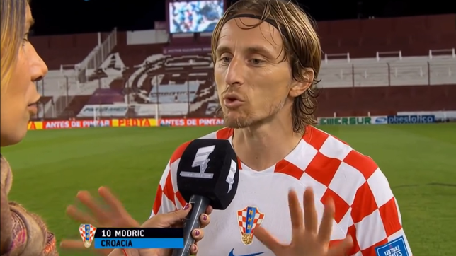 el meme del modric tripero que como fito rinaudo le puso 10 al arbitro tras eliminacion de croacia