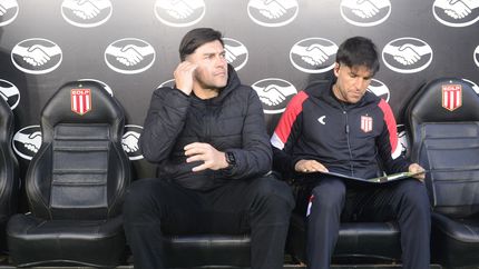 Tras la goleada de Estudiantes, Alexander Medina elogió al equipo y habló del mercado de pases
