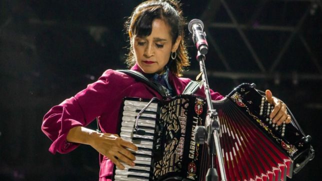 julieta venegas tocara en la plata a 16 anos de grabar eres para mi en la repu