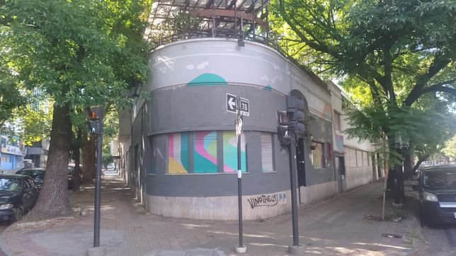 la municipalidad pinto de gris el colorido frente de la editorial malisia y tuvo que disculparse