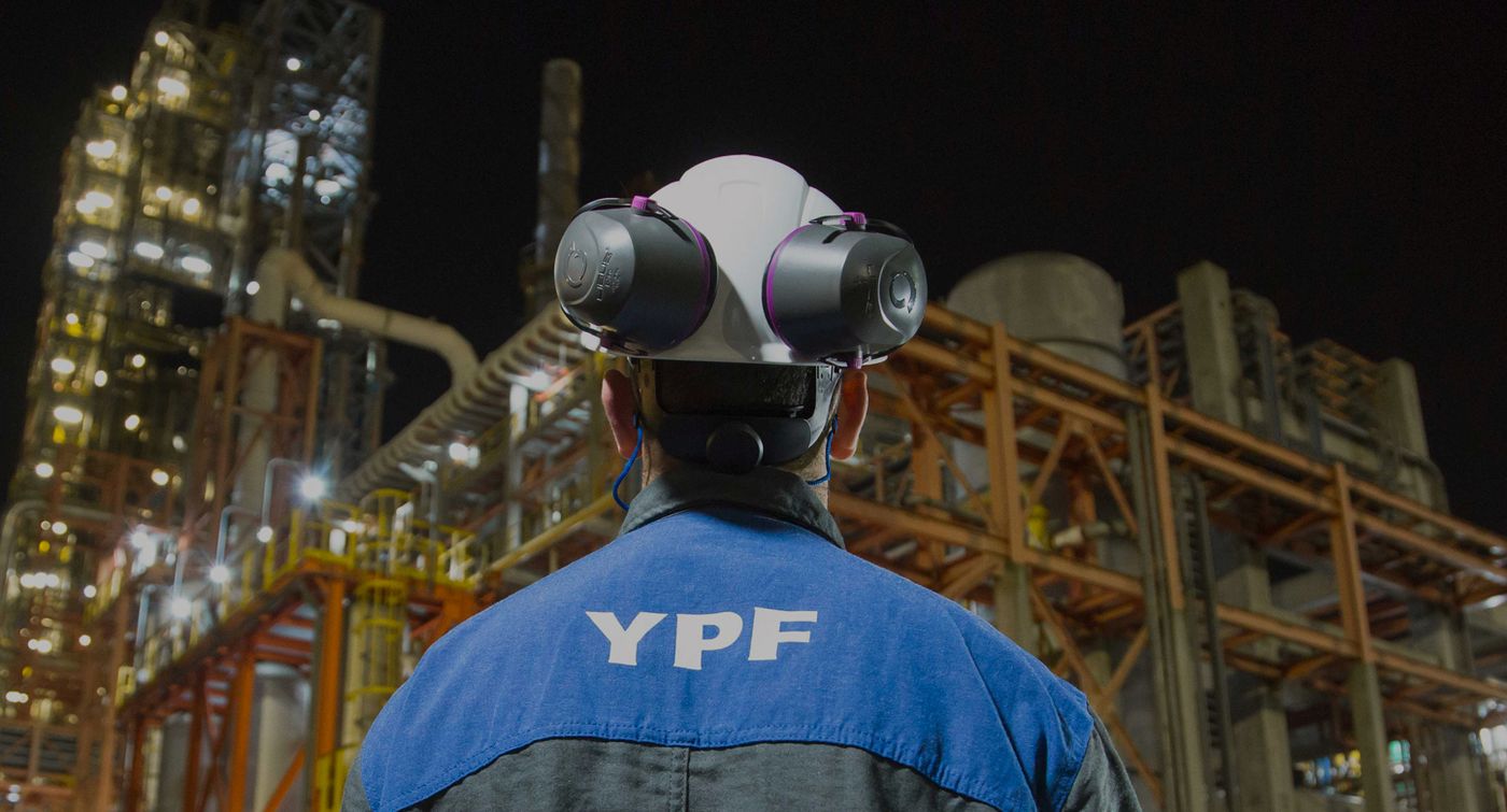 YPF en La Plata.jpeg
