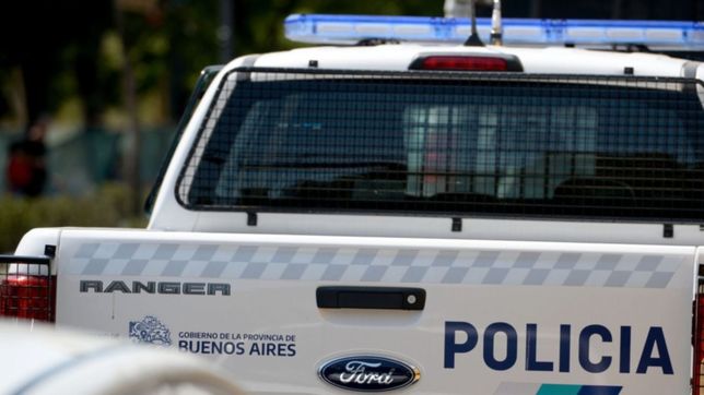 una mujer y sus hijas murieron en medio de un incendio y detuvieron a su expareja