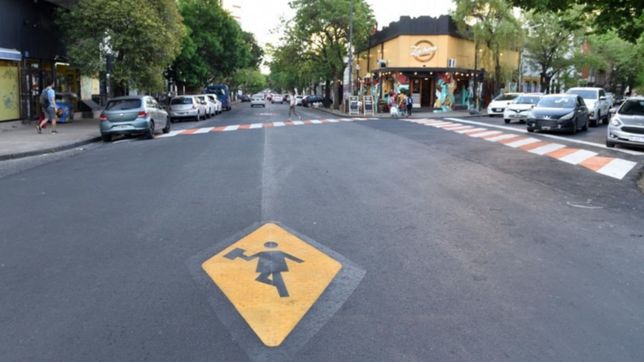 la comuna coloco nueva senaletica y demarco sendas peatonales en diagonal 78