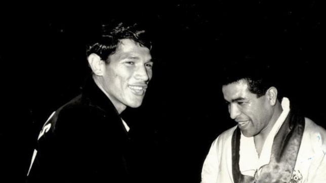 la noche en la que carlos monzon perdio el invicto a manos de un boxeador de los hornos hincha de gimnasia