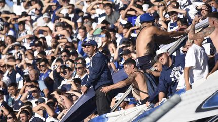 Gimnasia vende entradas para no socios y plateas online: todo lo que tenés que saber para ir al Bosque