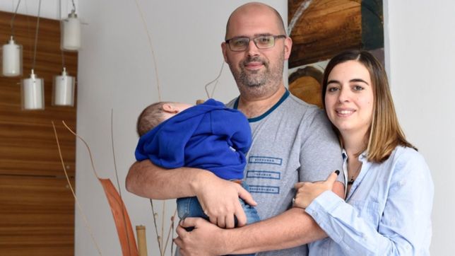 movimientos libres, menos dolor y sin apuros: la experiencia de parir en el agua