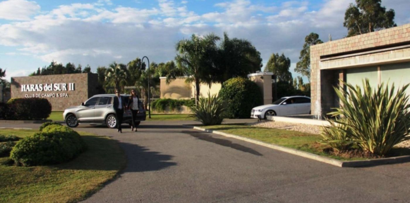 1585844283622.jpeg?y=48&ow=1280&x=3&width=1275&height=637&rotate=0&scaleX=1&scaleY=1&oh=800&&cw=1920&ch=950