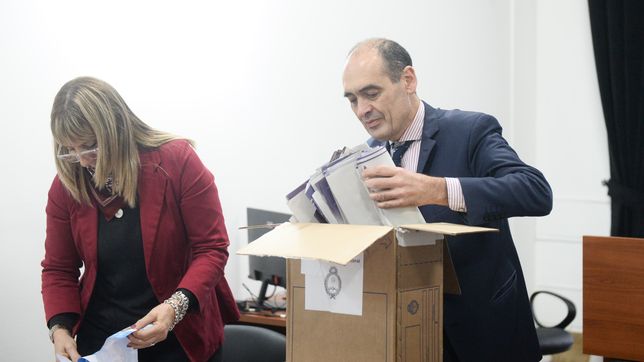 seis de cada diez mesas revisadas tenian mal contados los votos