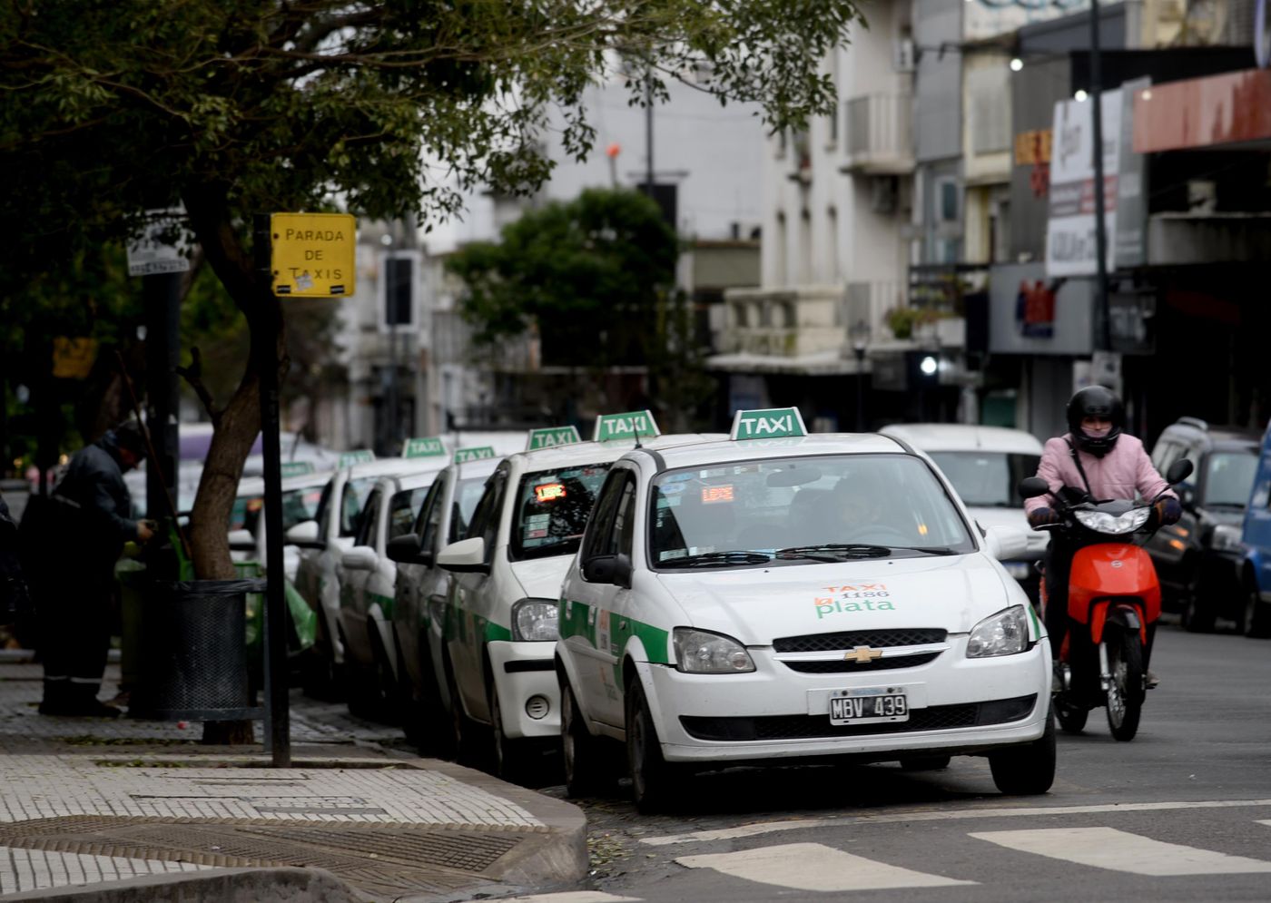 Taxis (2).jpg