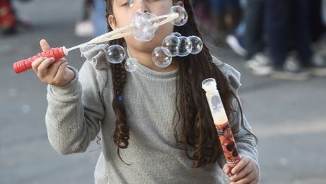 Con Juegos, música y sorteos, el Hipódromo de La Plata hará un gran festejo por el Día del Niño