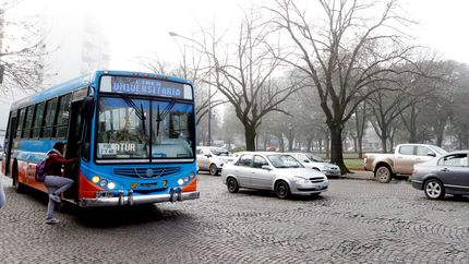 La Línea Universitaria suma una nueva parada y llegará a otra facultad de la UNLP