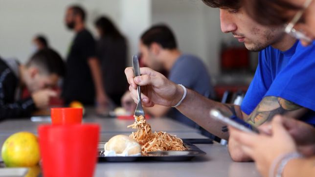 arranca la venta de tickets en el comedor universitario: ¿cuales son los menues y cuanto cuestan?
