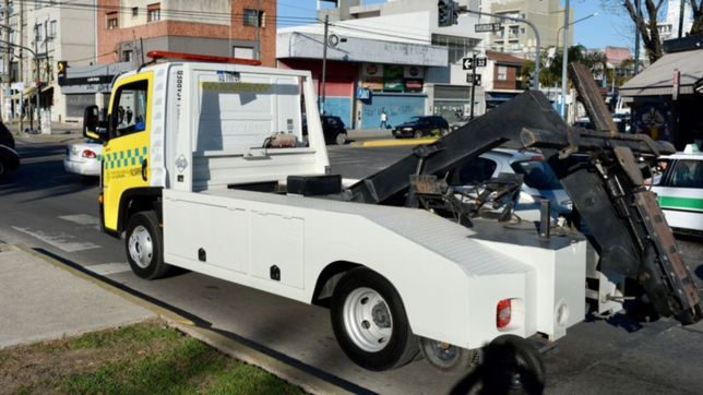 proponen mejorar los parques industriales de la plata con lo recaudado por las gruas