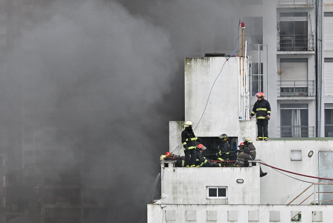 El incendio en el depósito de Aloise Tecno dejó imágenes para el asombro