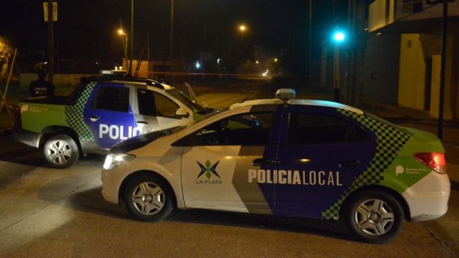 dos peligrosos delincuentes cayeron tras asaltar a una pareja platense a punta de pistola