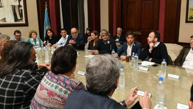 kicillof anuncio un nuevo aumento para docentes y estatales bonaerenses