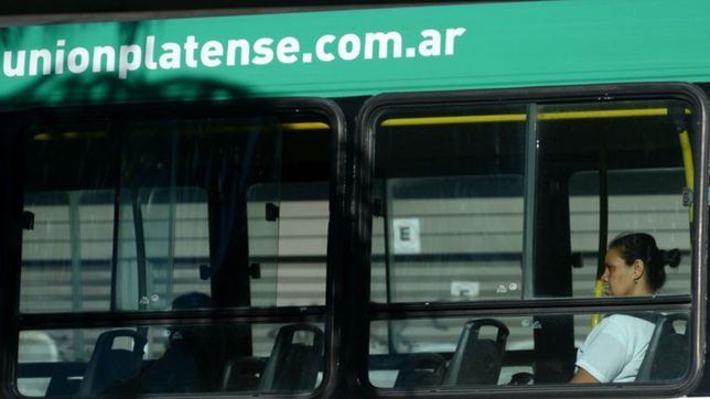 barbijo, distancia y controles: mas recomendaciones para los viajes en transporte publico