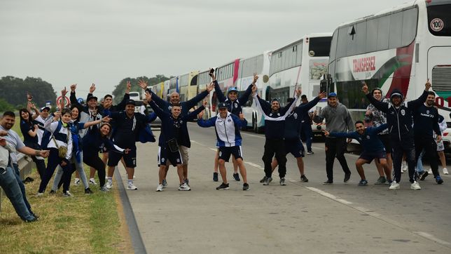 la caravana tripera rumbo a rosario