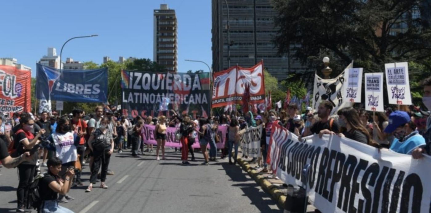 Marcha contra el código de convivencia