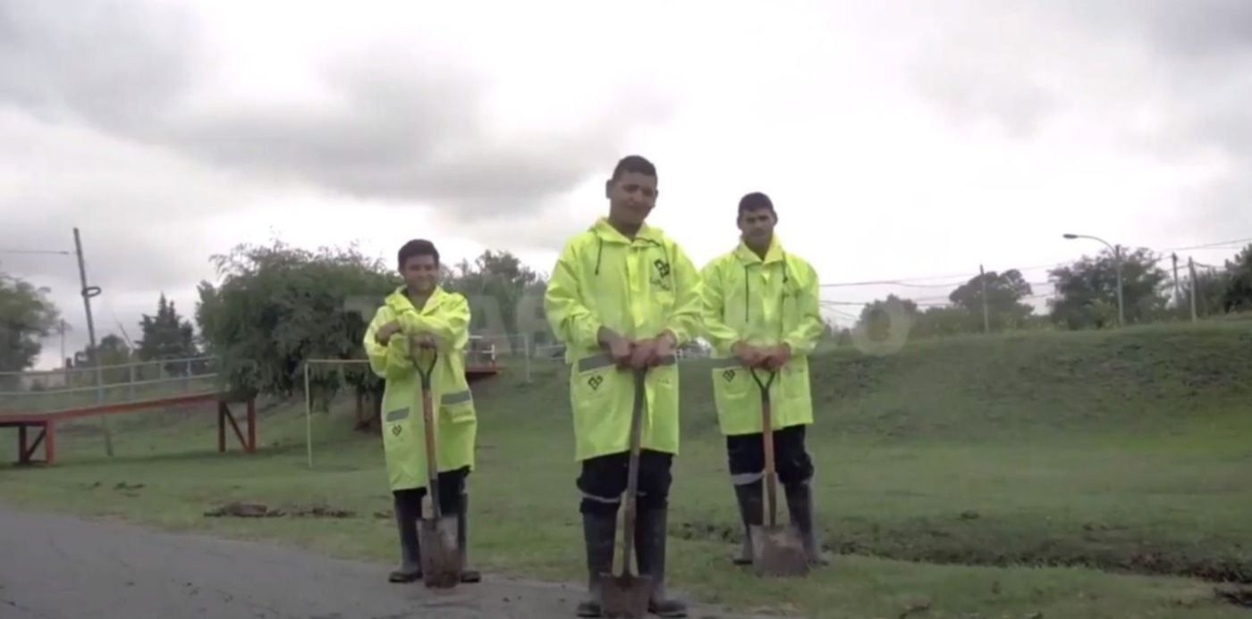 1584711118979.jpg?x=2&y=23&width=1332&rotate=0&ow=1341&oh=691&height=666&scaleX=1&scaleY=1&&cw=1920&ch=950