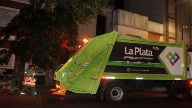 se disfrazaron de barrenderos de esur para marcar casas en la plata