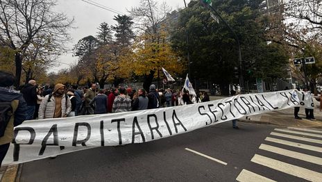 Trabajadores del Ministerio de Infraestructura volverán a reclamar aumento salarial con una jornada cultural