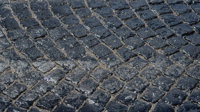 ¿donde estan y que van a hacer con los adoquines que sacaron de diagonal 73?