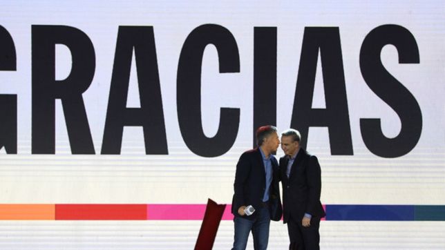 macri reconocio la derrota y dijo que ejercera una oposicion sana y responsable