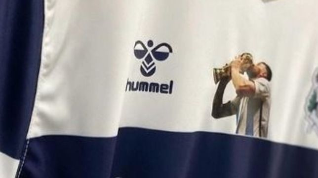 gimnasia saco a la venta una camiseta edicion especial en homenaje a messi y la seleccion