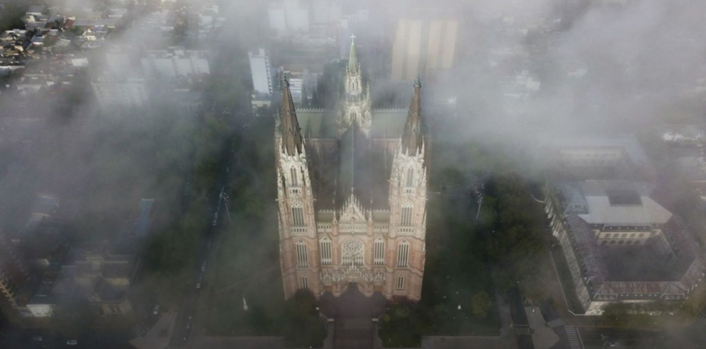 1533648382461.jpg?x=4&width=1461&ow=1500&oh=843&y=73&height=731&rotate=0&scaleX=1&scaleY=1&&cw=1920&ch=950