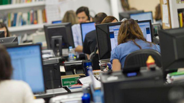 municipales de la plata exigen el bono de $60.000 y un 40% de aumento