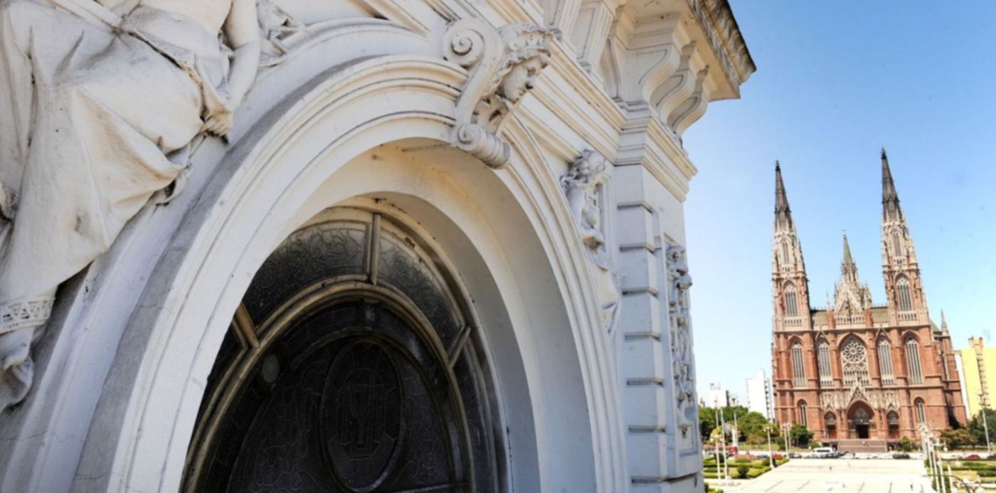 1533590493396.jpg?x=92&width=1401&rotate=0&scaleY=1&oh=973&y=272&height=701&scaleX=1&ow=1500&&cw=1920&ch=950