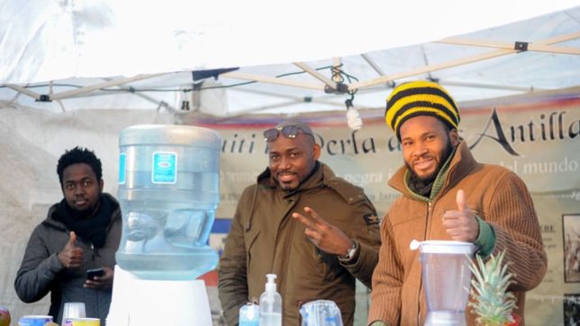 a pesar del frio, los platenses colmaron el circuito urbano gastronomico