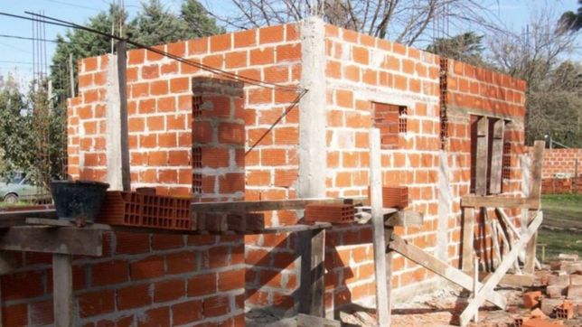 triste hallazgo en melchor romero: encontraron un feto en una obra en construccion