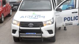 provoco disturbios en la calle, mordio a un policia y lo detuvieron provoco disturbios en la calle, mordio a un policia y lo detuvieron