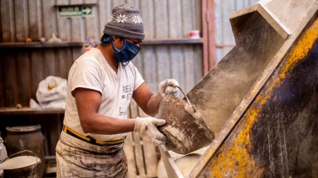 la desocupacion en el gran la plata cayo al 6,7% y hay 27 mil personas que buscan trabajo