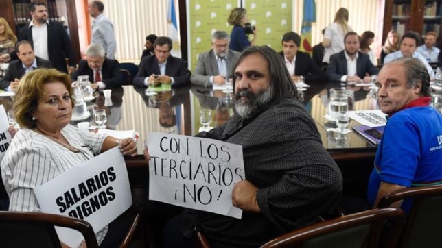 los docentes bonaerenses se reunen y definen si van a un nuevo paro