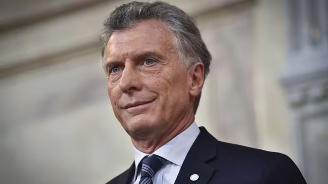 confirman el sobreseimiento de macri por espionaje a familiares del ara san juan