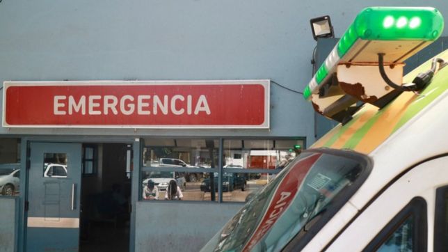 dos motociclistas protagonizaron un triple choque en la plata y terminaron internados