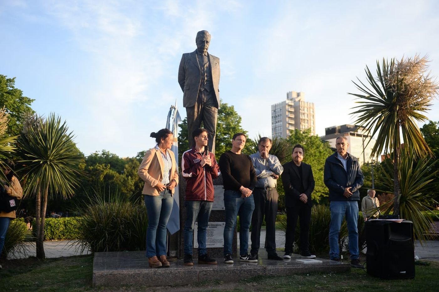 La UCR festejó los 40 años de democracia en Plaza Moreno