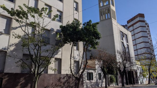 una monja del colegio eucaristico de la plata se contagio con coronavirus