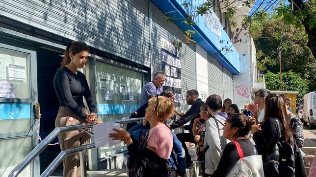 el gobierno lanzo un plan de retiros voluntarios para intentar reducir la planta de trabajadores estatales