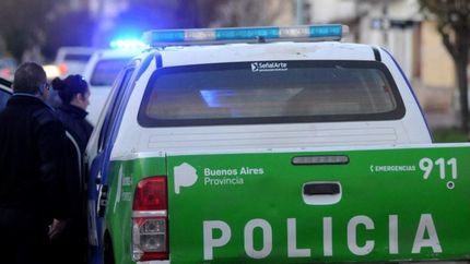 Le robaron el auto, lo encontró por Facebook y fue con la policía a recuperarlo