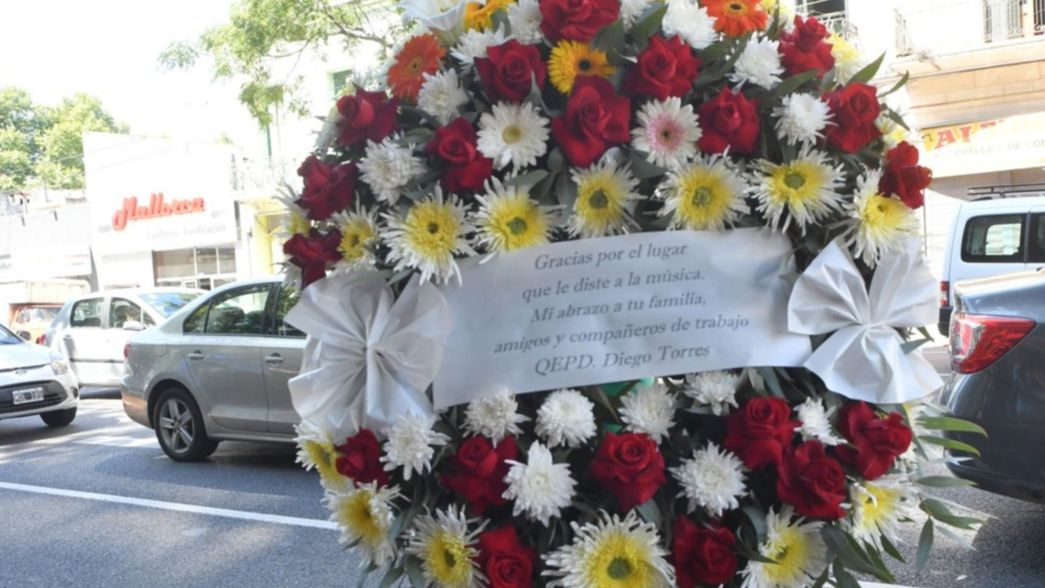 Así fue la despedida de los amigos de Gerardo Rozín en la sala velatoria