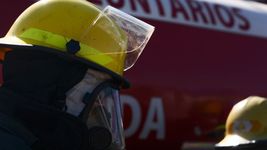 una fabrica de la plata se incendio y causo preocupacion entre los vecinos una fabrica de la plata se incendio y causo preocupacion entre los vecinos