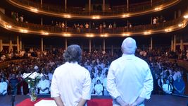 osvaldo gross y ariel rodriguez palacios entregaron los diplomas a unos 150 egresados de las carreras gastronomicas del iag osvaldo gross y ariel rodriguez palacios entregaron los diplomas a unos 150 egresados de las carreras gastronomicas del iag