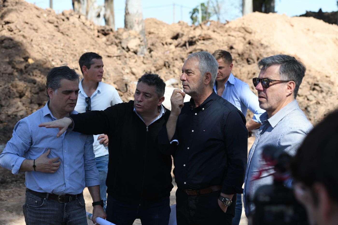 Axel Kicillof Julio Alak Obras Pluviales Los Hornos - 02.jpg