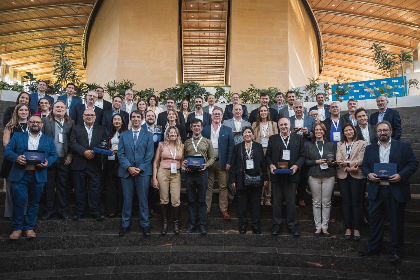 Premios a proveedores de YPF.jpeg