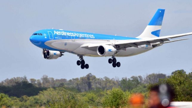 llegan mas vacunas desde rusia para inmunizar a personas de mas de 70 anos